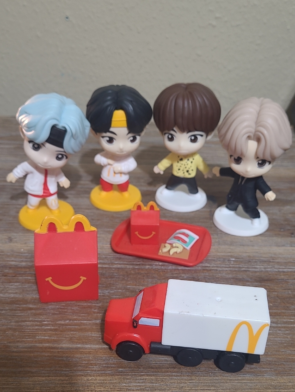 McDonald's Red & White Mini Truck Playset with Character Figures